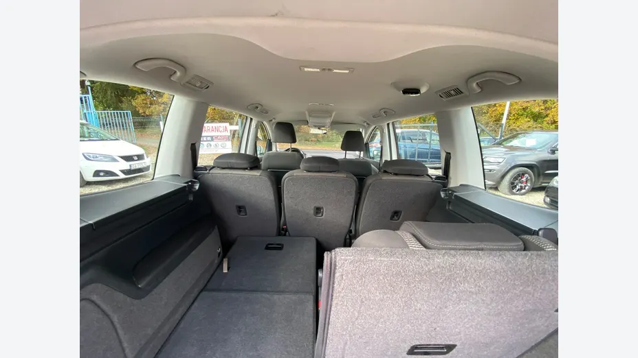 VOLKSWAGEN Sharan -