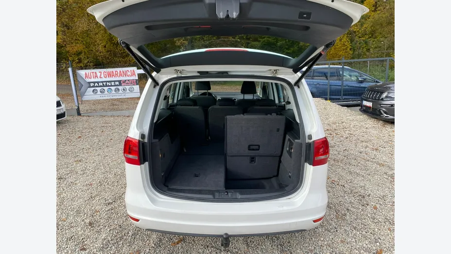 VOLKSWAGEN Sharan -