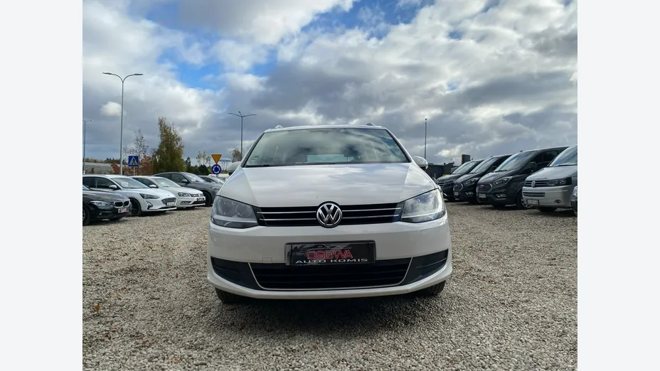 VOLKSWAGEN Sharan -