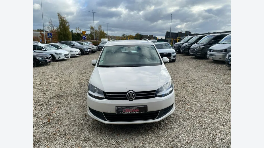 VOLKSWAGEN Sharan -