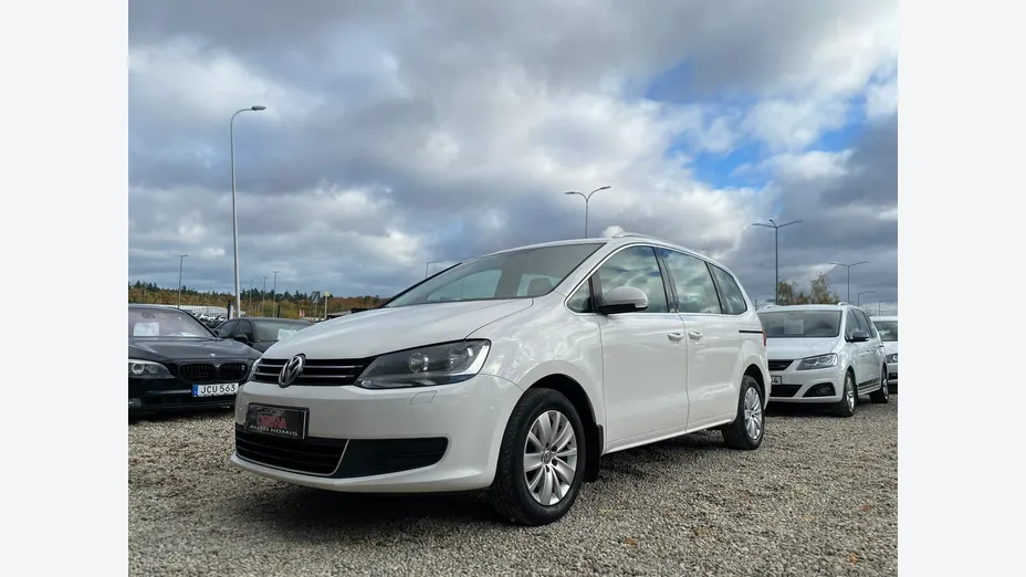 VOLKSWAGEN Sharan -