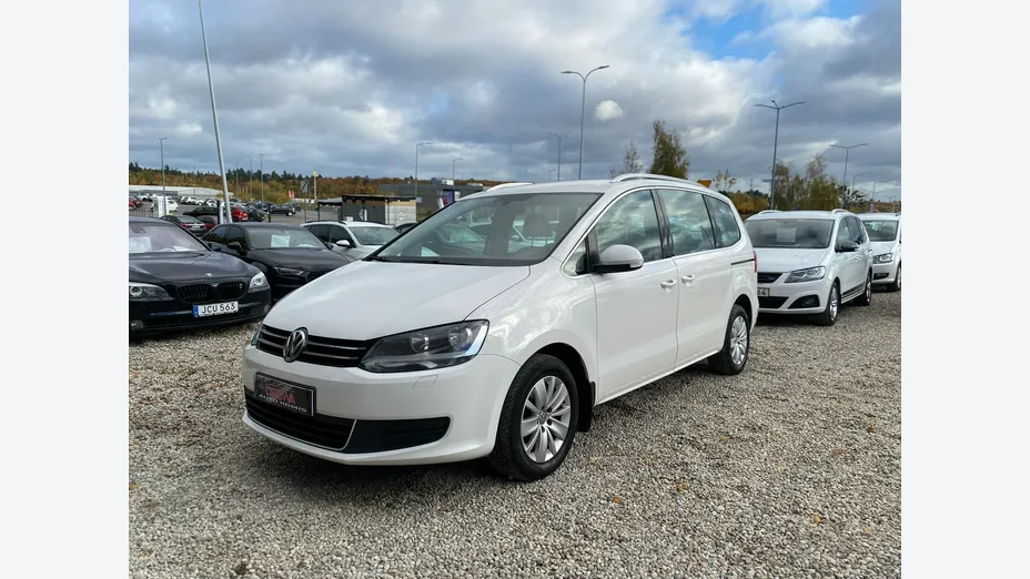 VOLKSWAGEN Sharan -