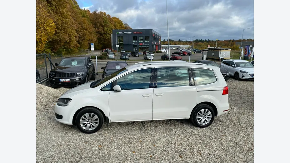 VOLKSWAGEN Sharan -