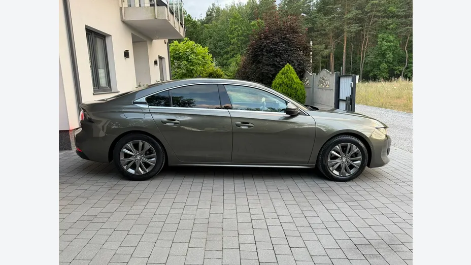 PEUGEOT 508 -