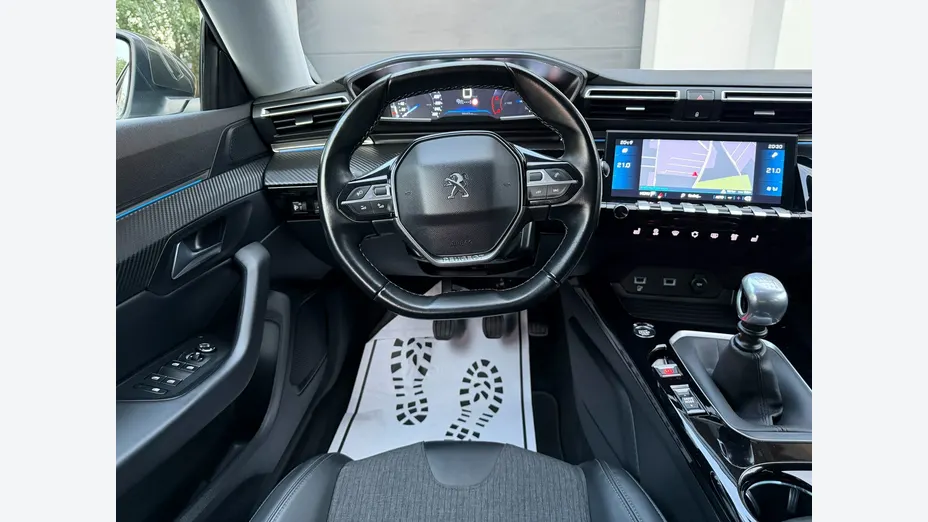 PEUGEOT 508 -