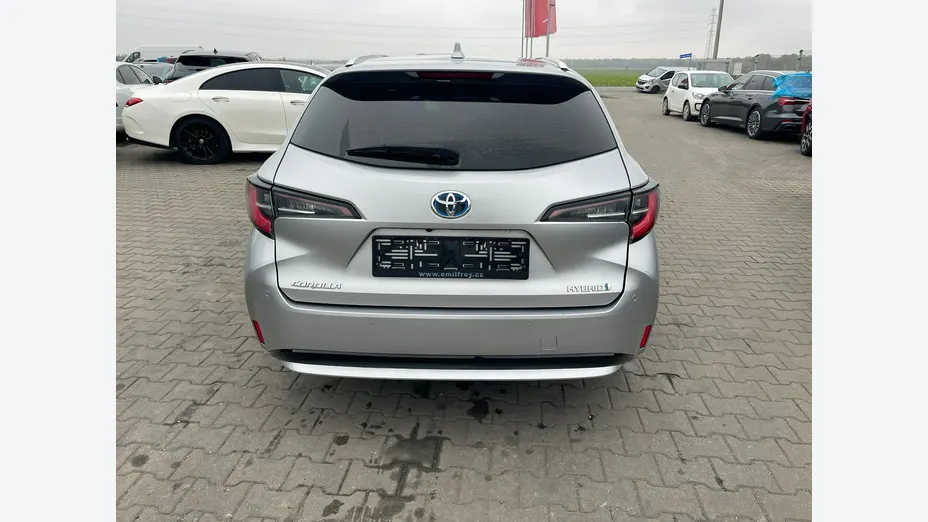 TOYOTA Corolla -