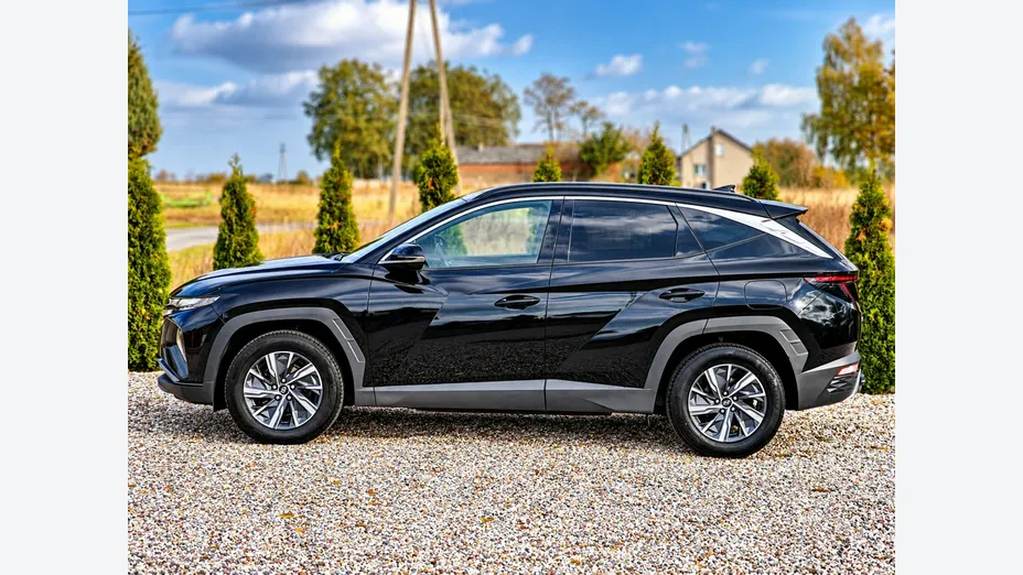 HYUNDAI Tucson -