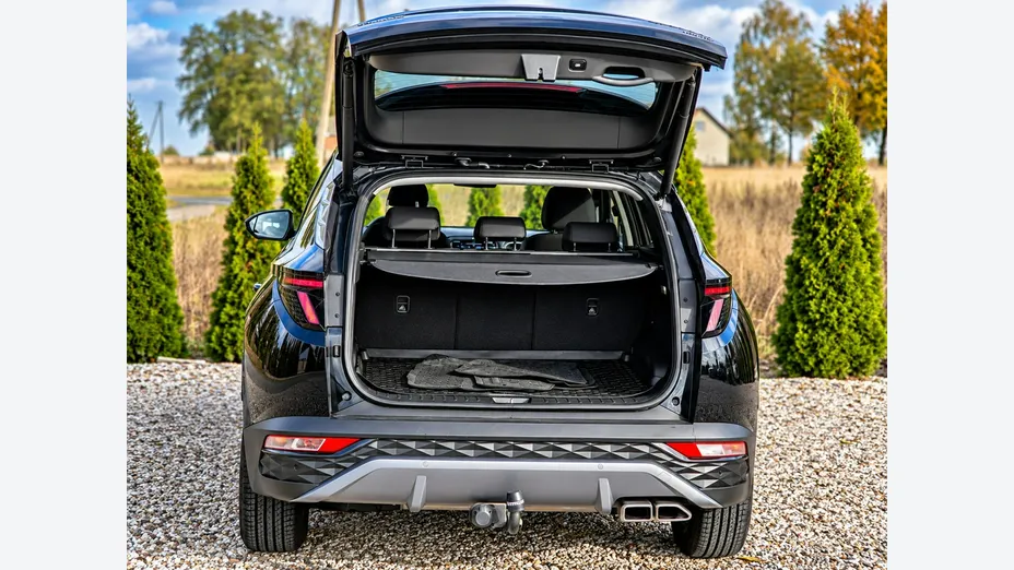HYUNDAI Tucson -