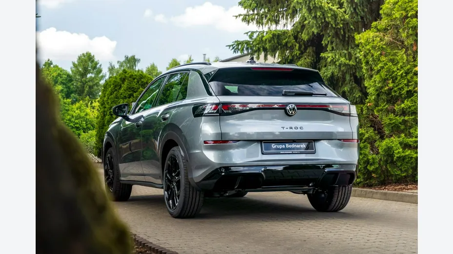 VOLKSWAGEN T-ROC -