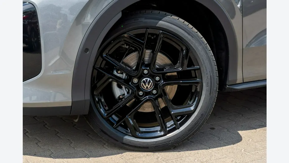 VOLKSWAGEN T-ROC -
