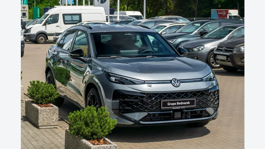 VOLKSWAGEN T-ROC -