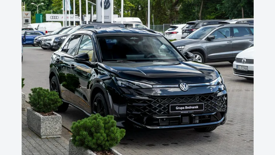 VOLKSWAGEN T-ROC -