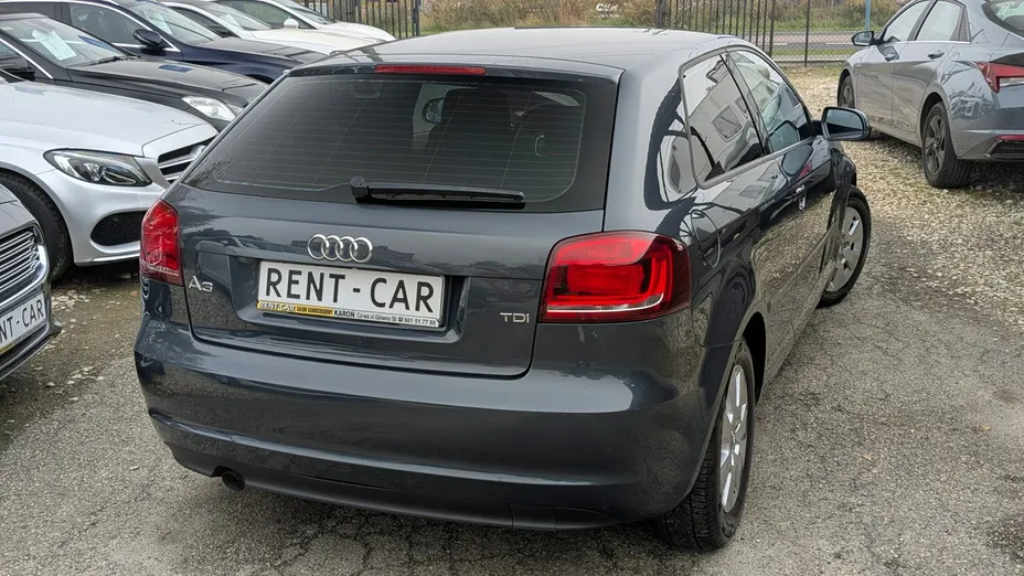 AUDI A3 -
