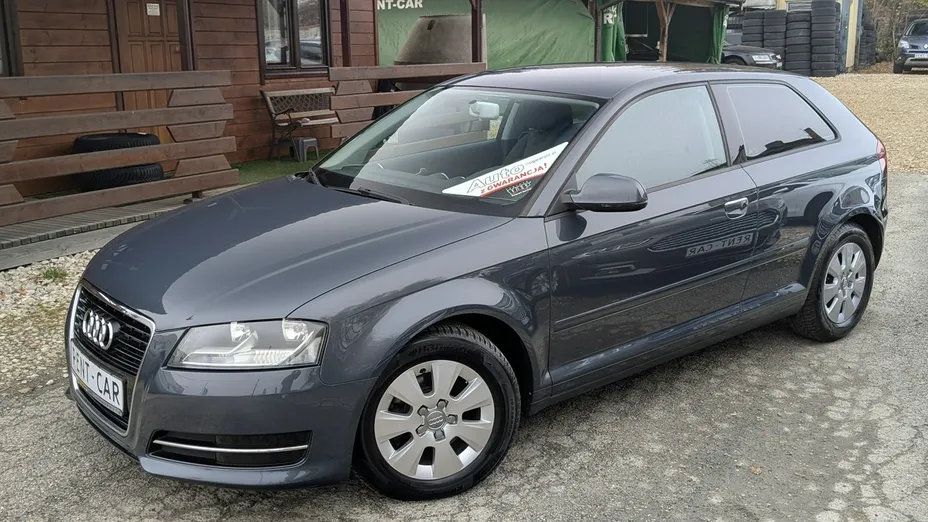 AUDI A3 -