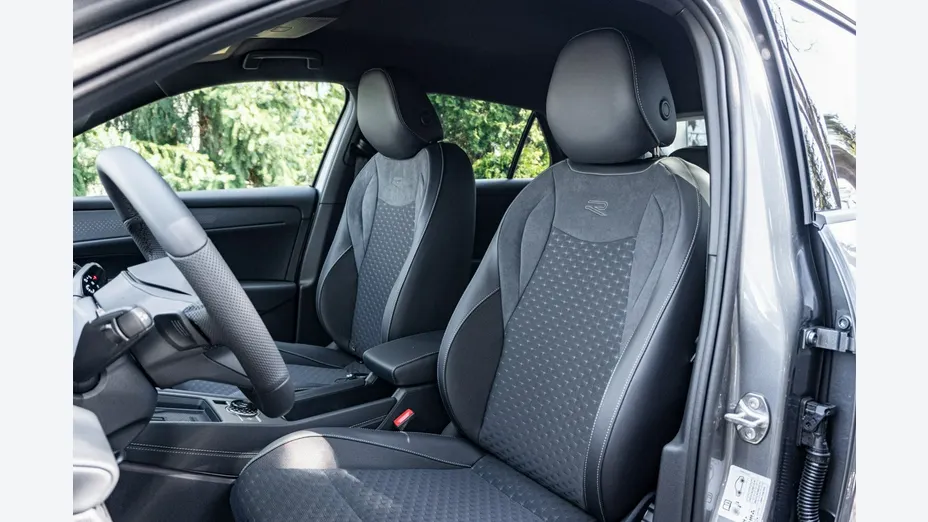 VOLKSWAGEN T-ROC -