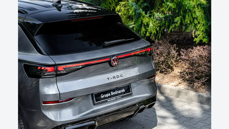 VOLKSWAGEN T-ROC -