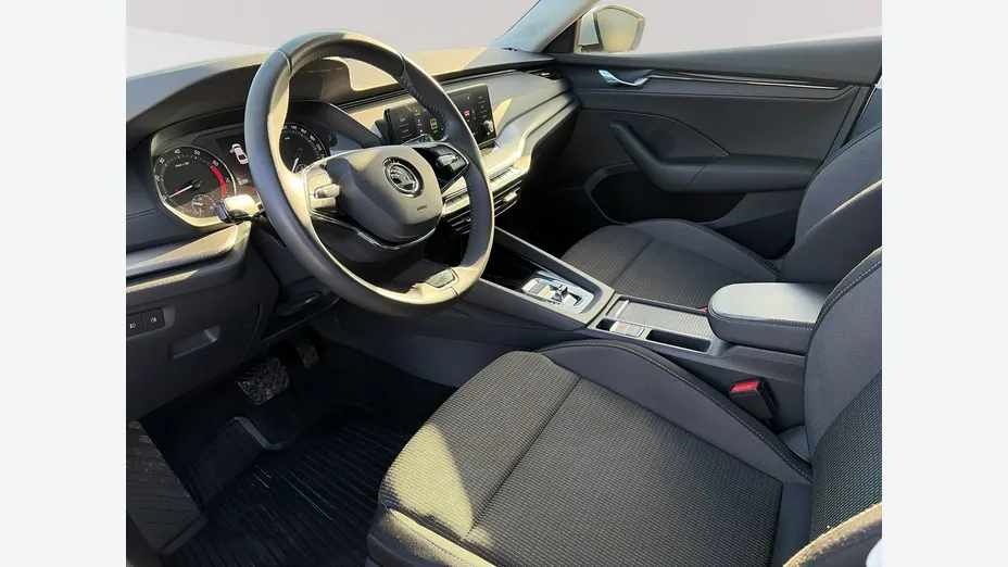 SKODA Octavia -