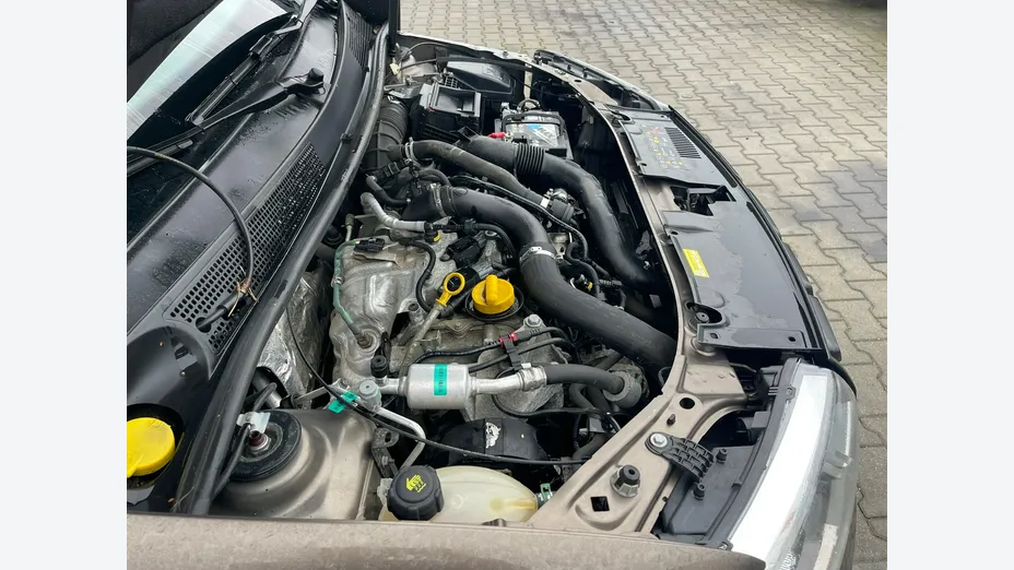 DACIA Sandero -