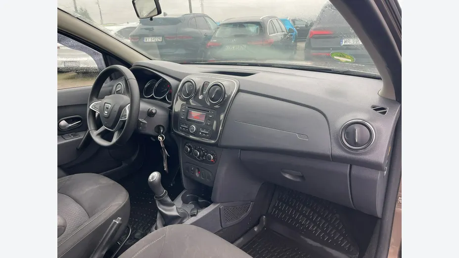 DACIA Sandero -