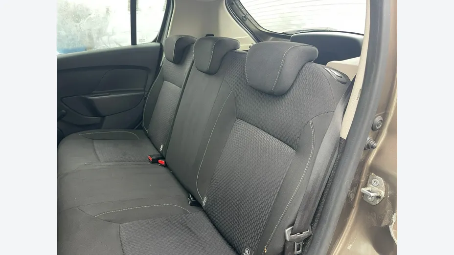 DACIA Sandero -