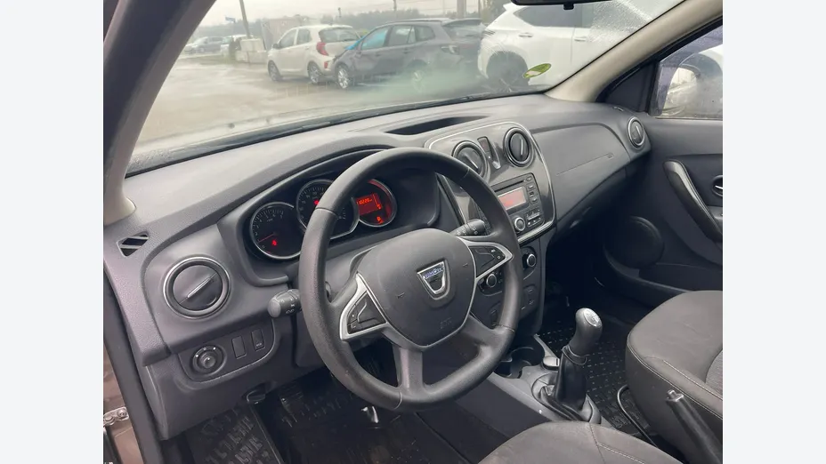 DACIA Sandero -