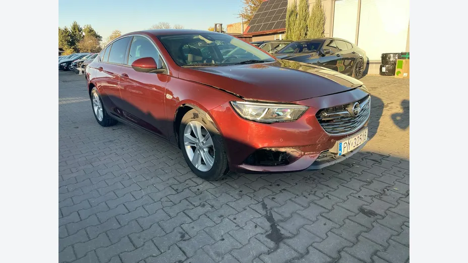 OPEL Insignia -