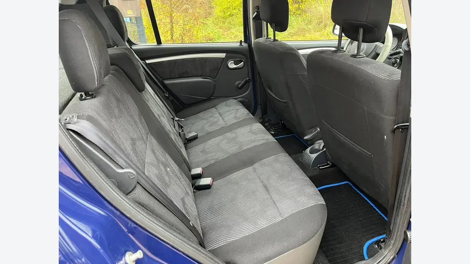 DACIA Sandero -