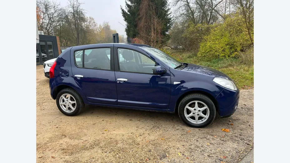 DACIA Sandero -