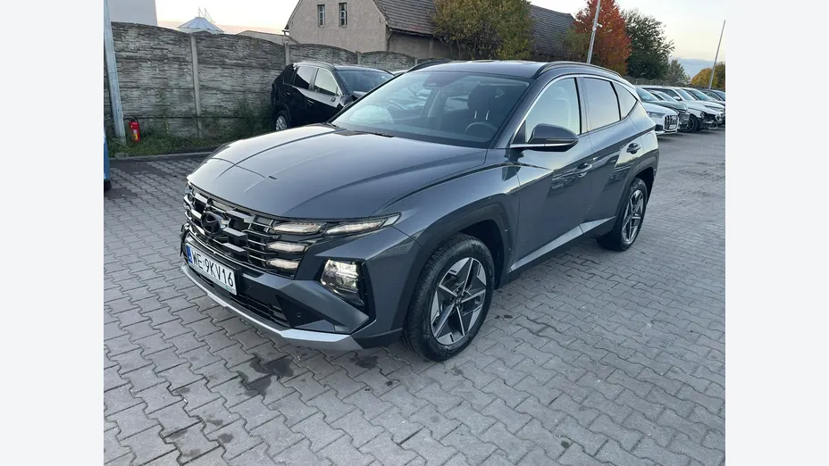 HYUNDAI Tucson -