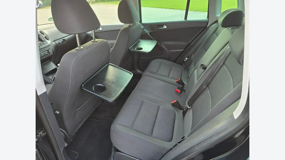 VOLKSWAGEN Tiguan -