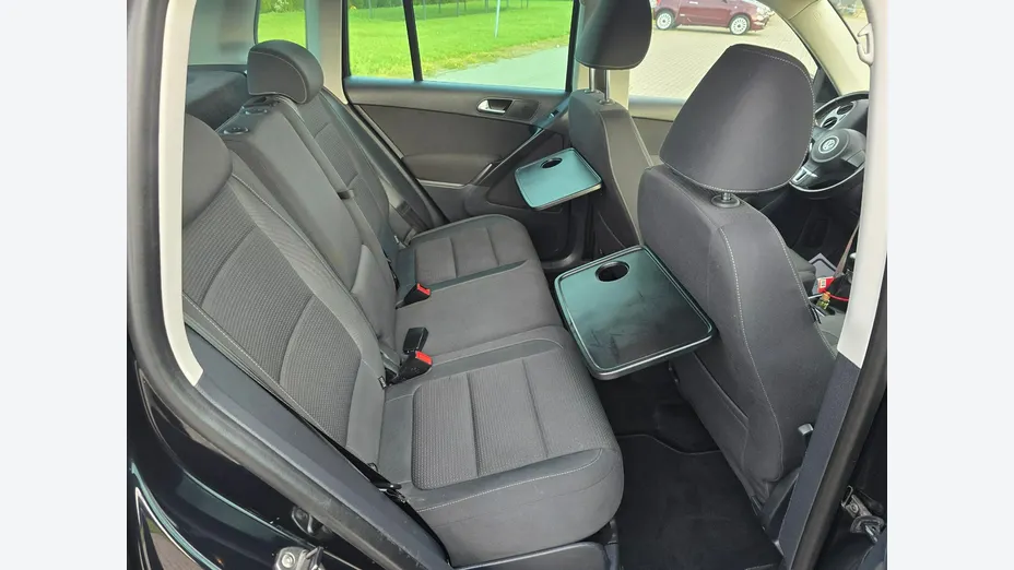 VOLKSWAGEN Tiguan -