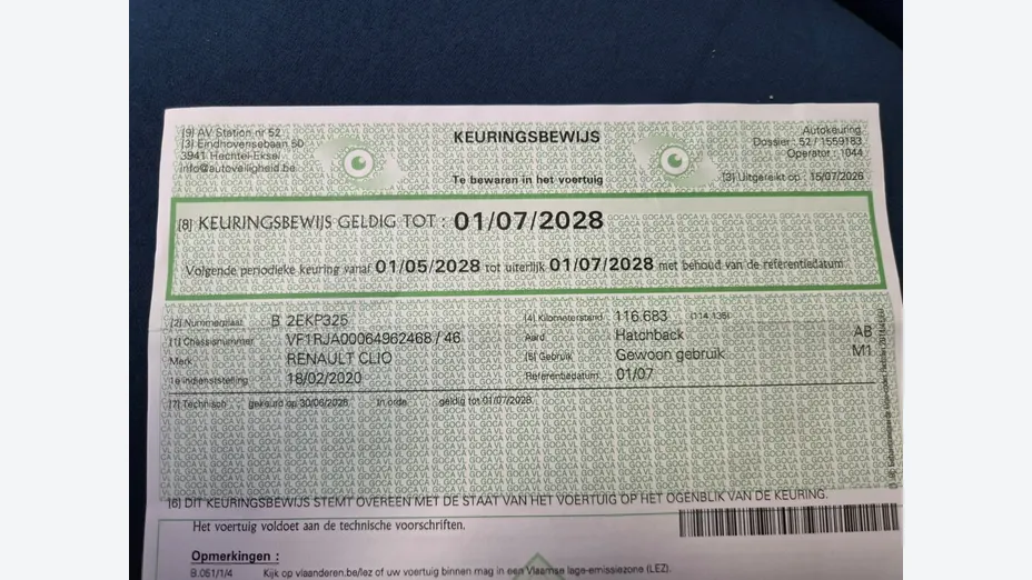 RENAULT Clio -