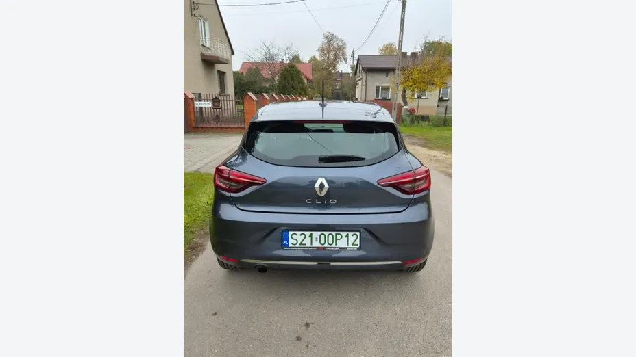 RENAULT Clio -