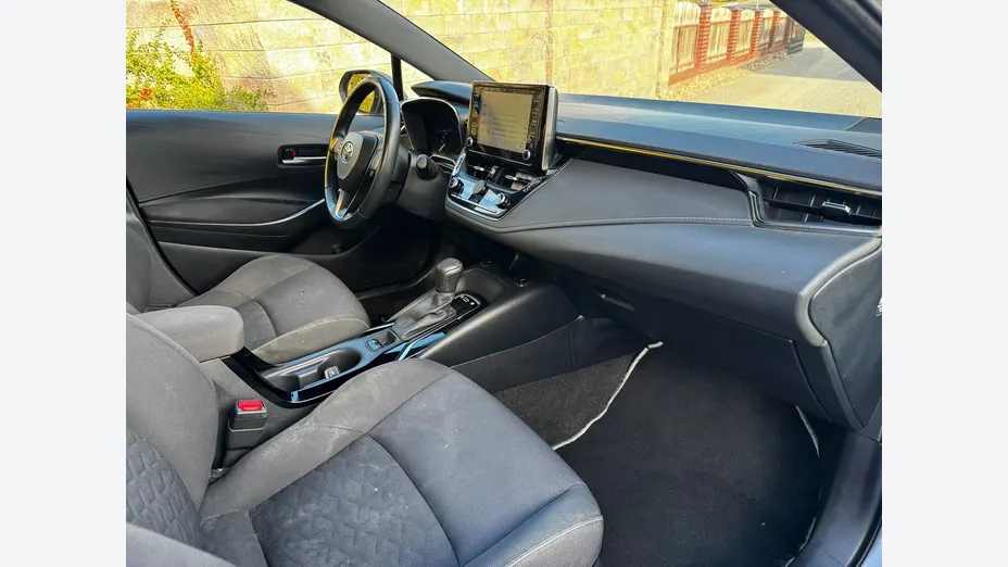 TOYOTA Corolla -