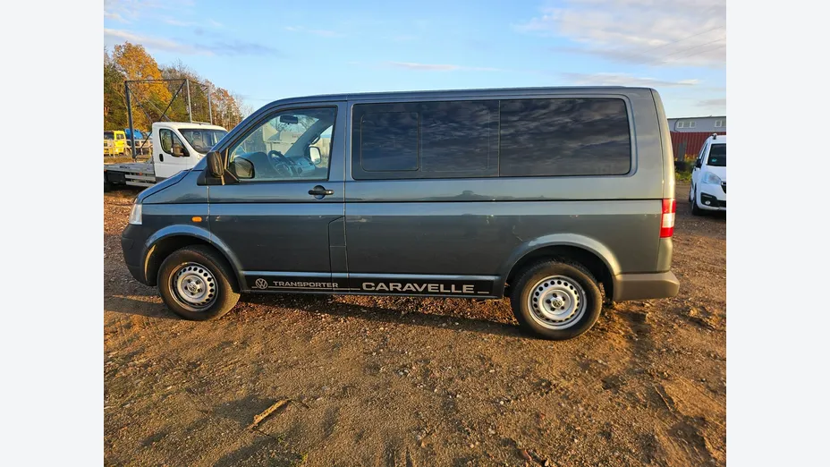 VOLKSWAGEN Transporter -