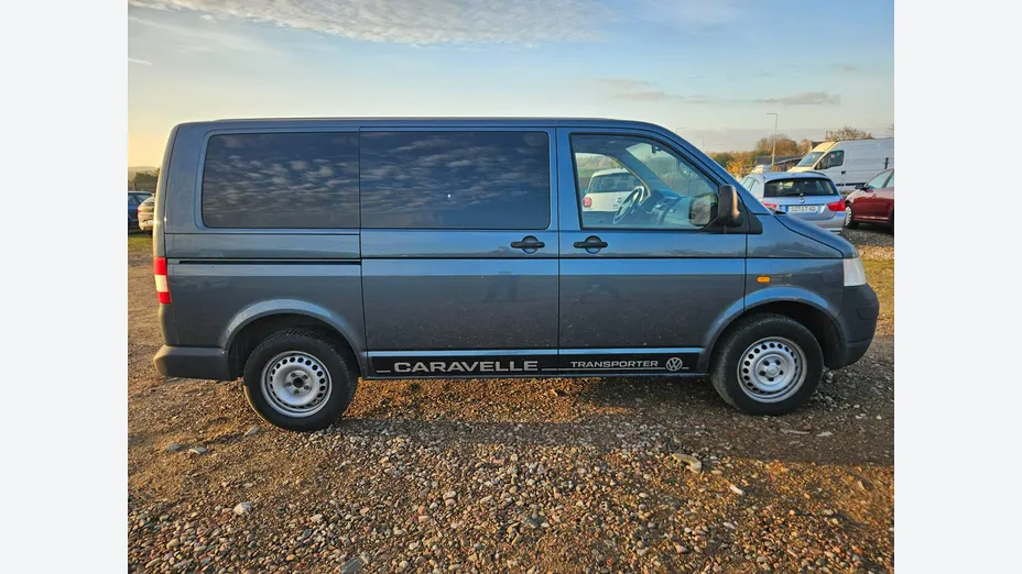 VOLKSWAGEN Transporter -