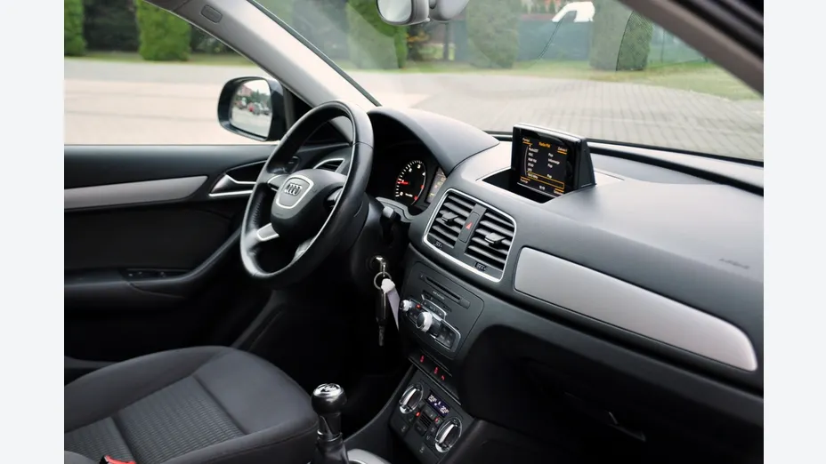 AUDI Q3 -