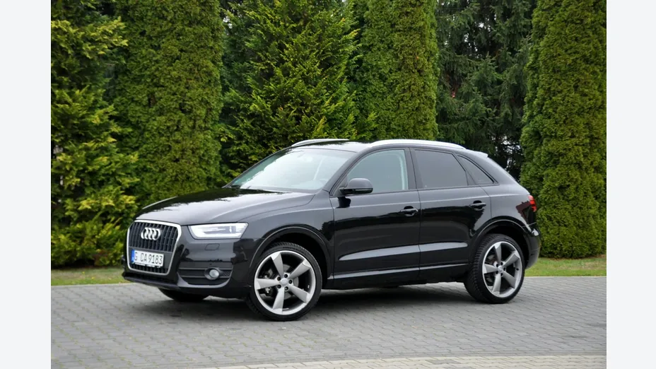 AUDI Q3 -