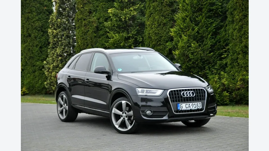 AUDI Q3 -