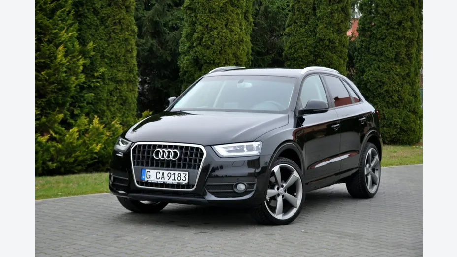 AUDI Q3 -