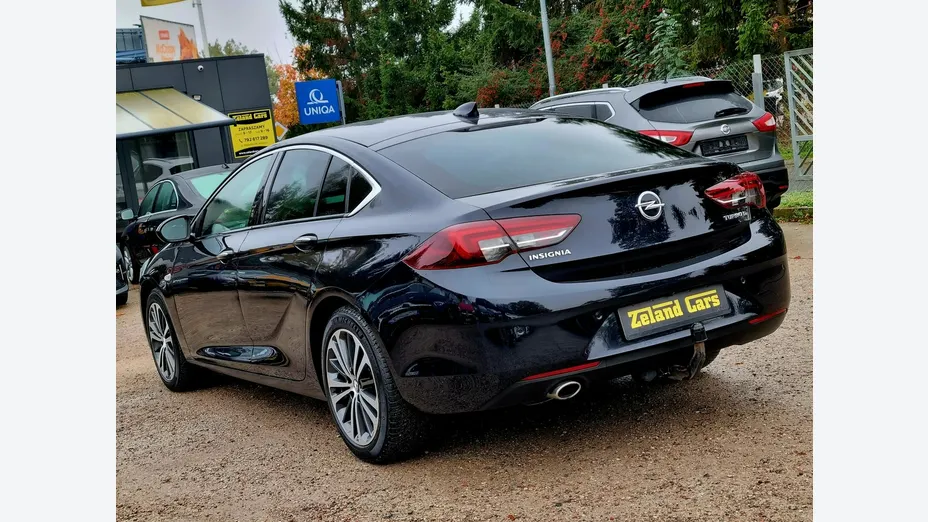 OPEL Insignia -