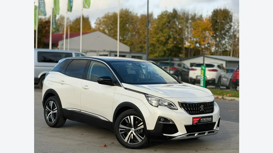 PEUGEOT 3008 -