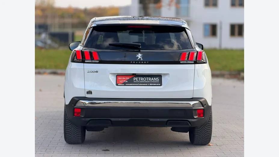 PEUGEOT 3008 -