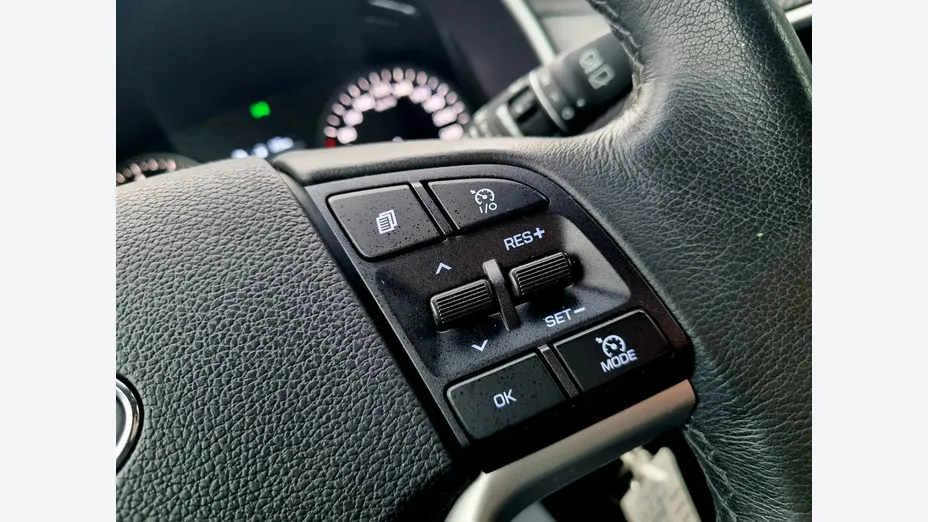 HYUNDAI Tucson -