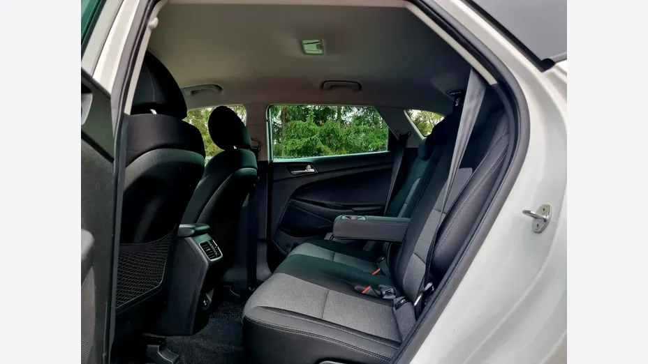 HYUNDAI Tucson -
