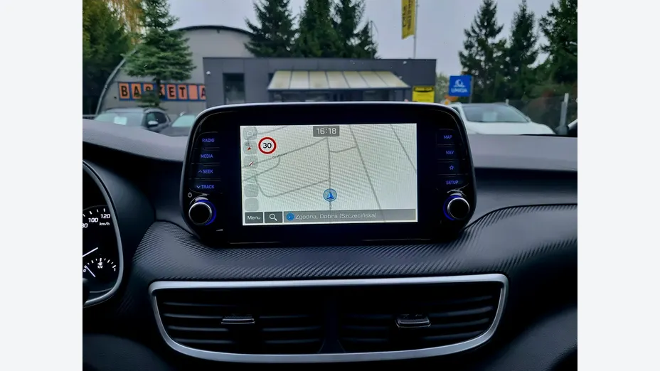 HYUNDAI Tucson -