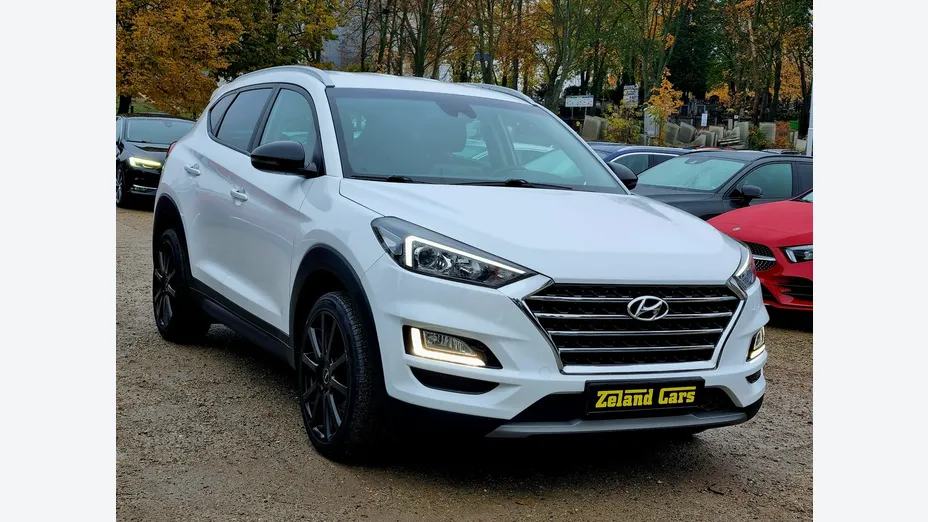 HYUNDAI Tucson -