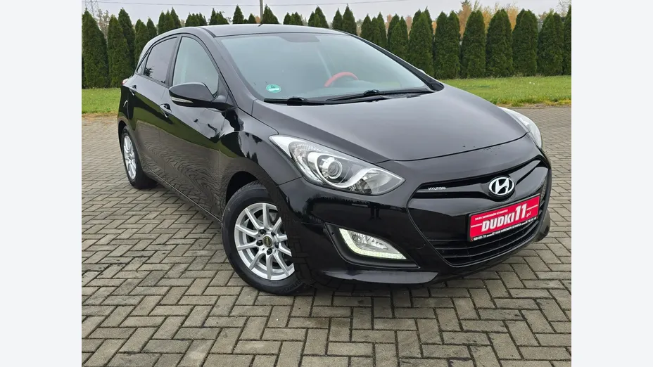 HYUNDAI i30 -