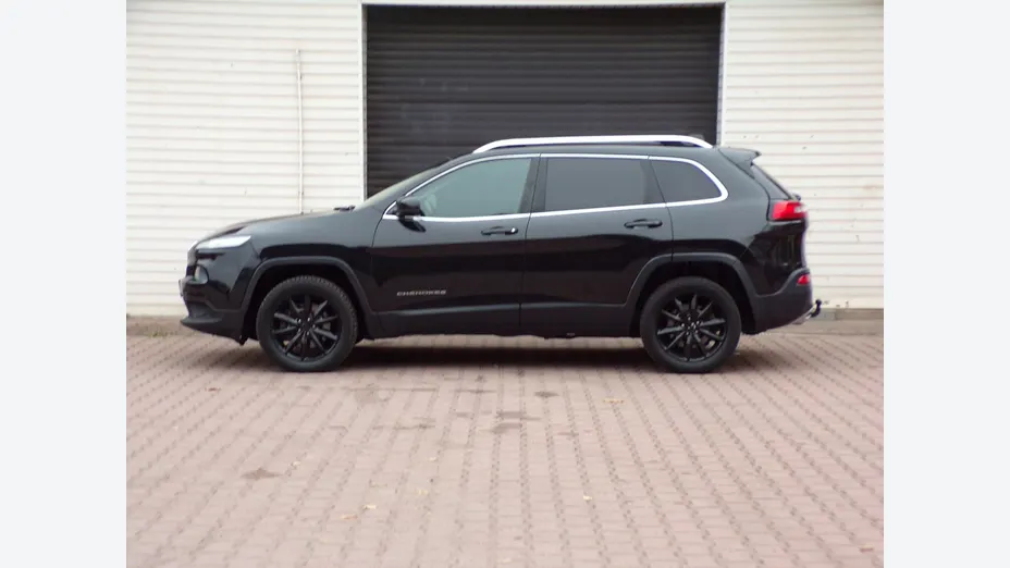 JEEP Cherokee -