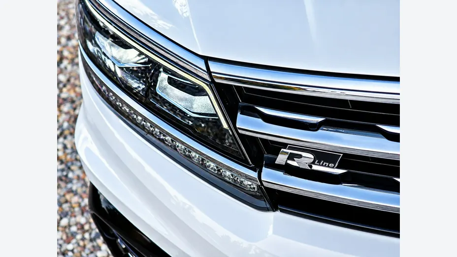 VOLKSWAGEN Tiguan -